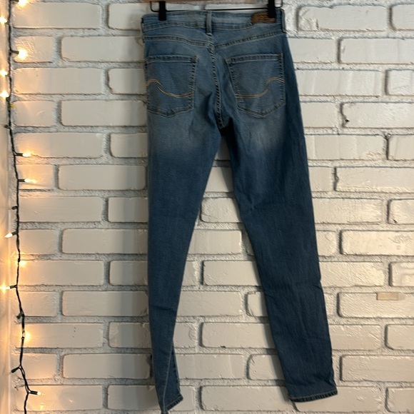 Signature Levi’s Strauss “Modern Skinny” womens - Picture 3 of 4